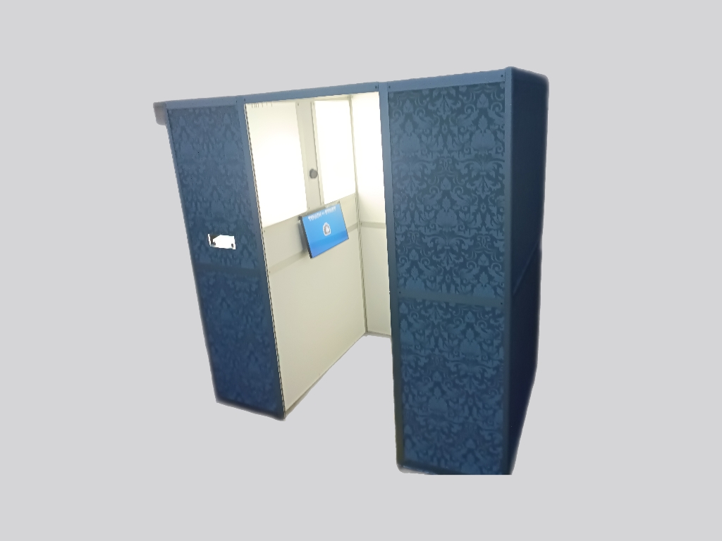 Vintage Enclosed Box Booth